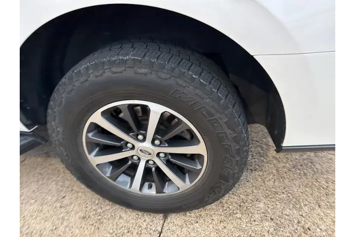 $18910 : Ford Expedition MAX 2018 4x2 image 10