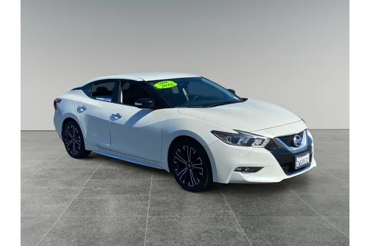 $18055 : Nissan Maxima 2016 image 7
