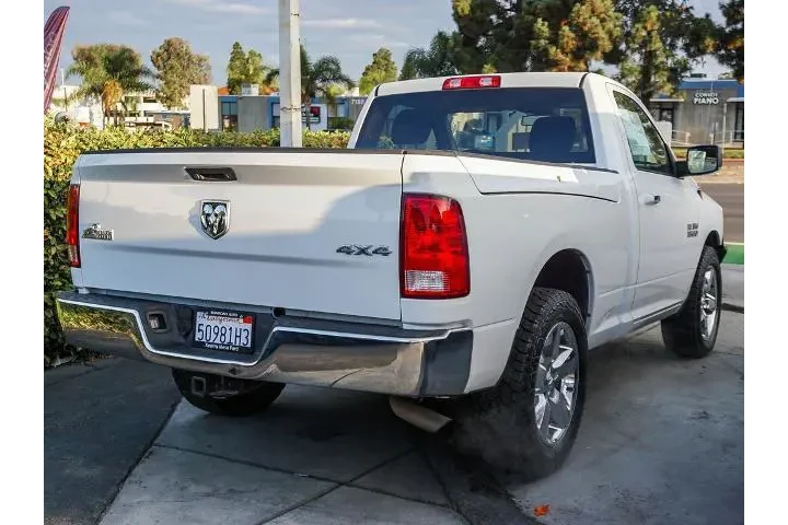$22992 : Ram 1500 2017 4x4 SLT 2dr Re image 9