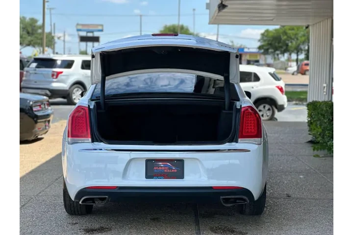 $13499 : 2017 300 C image 10