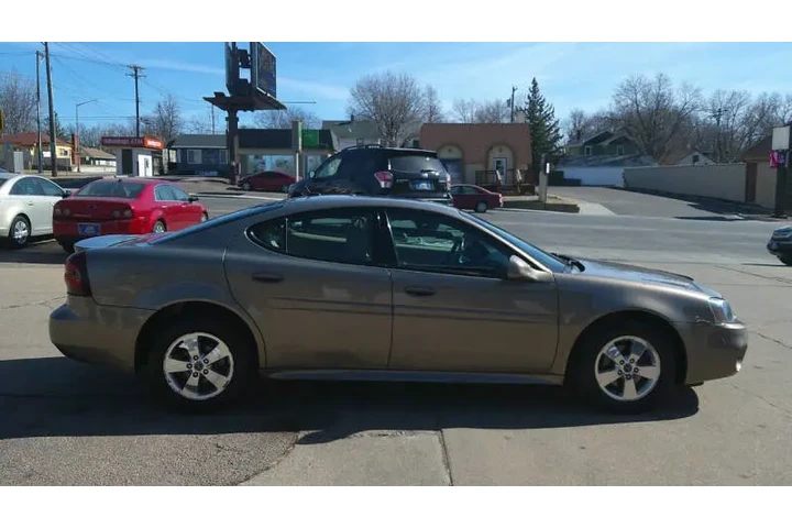 $6999 : 2006 Grand Prix image 3