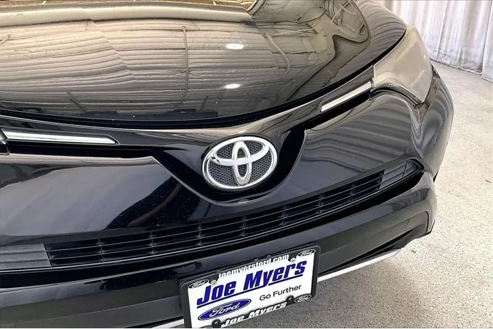 $15995 : Toyota RAV4 2016 XLE 4dr SUV image 7