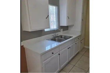 MAYWOOD  FRENTE AL PARQUE en Los Angeles