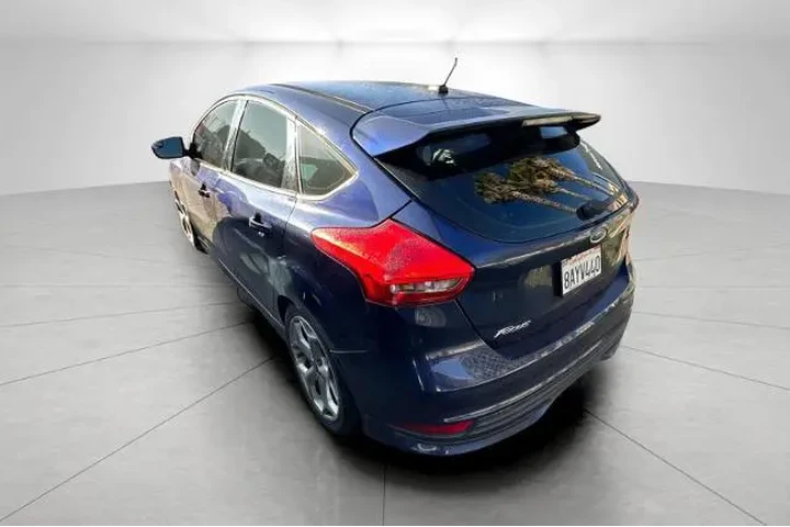 $25650 : Ford Focus 2017 ST 4dr Hatch image 3