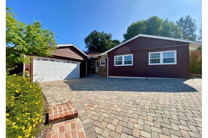 $2899 : 3bed house available in LA image 1