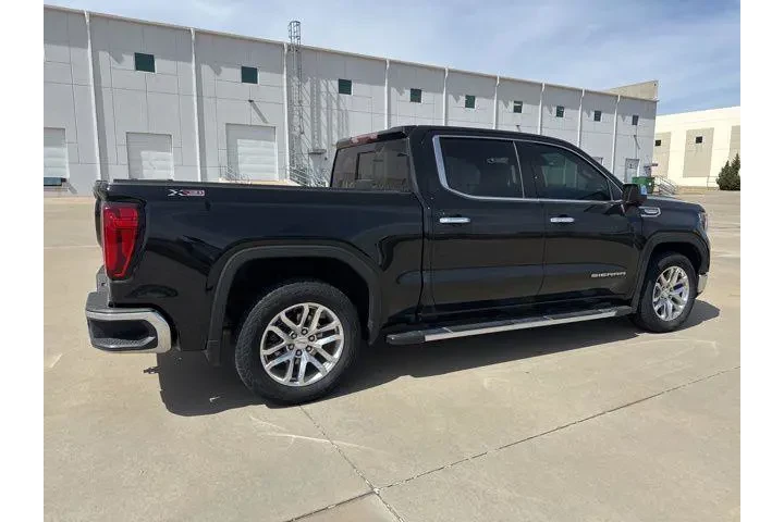 $35740 : GMC Sierra 1500 2021 4x4 SLT image 5