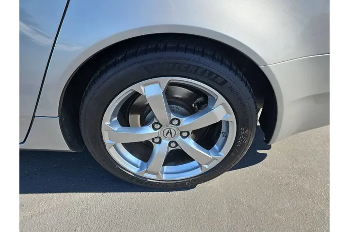 $10995 : 2010 TL w/Tech w/18 In. Wheels image 8