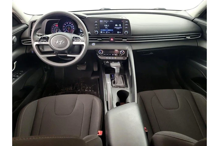 $18998 : Hyundai ELANTRA 2022 SEL 4dr image 9