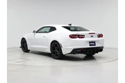$30998 : Chevrolet Camaro 2024 LT 2dr thumbnail