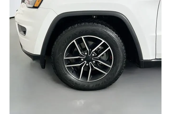 $24975 : Jeep Grand Cherokee 2020 4x4 image 10