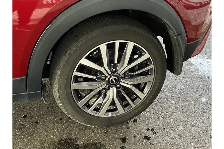 Nissan Kicks 2023 SV 4dr Cro image 10