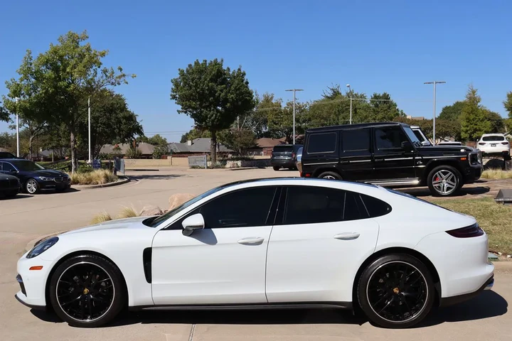 $50993 : 2018 Panamera 4 image 7