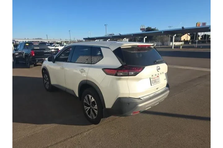$18800 : Nissan Rogue 2021 SV 4dr Cro image 4