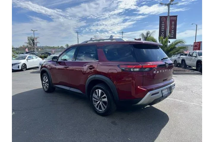 $30781 : Nissan Pathfinder 2023 SL 4d image 4