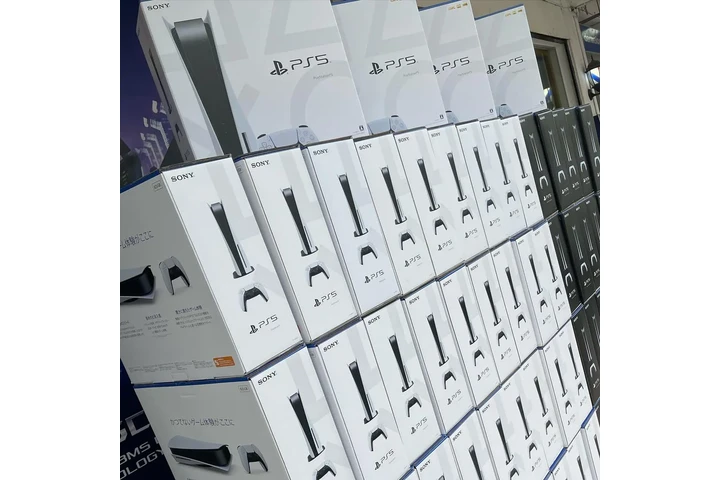 $400 : Sony PlayStation PS5 image 3