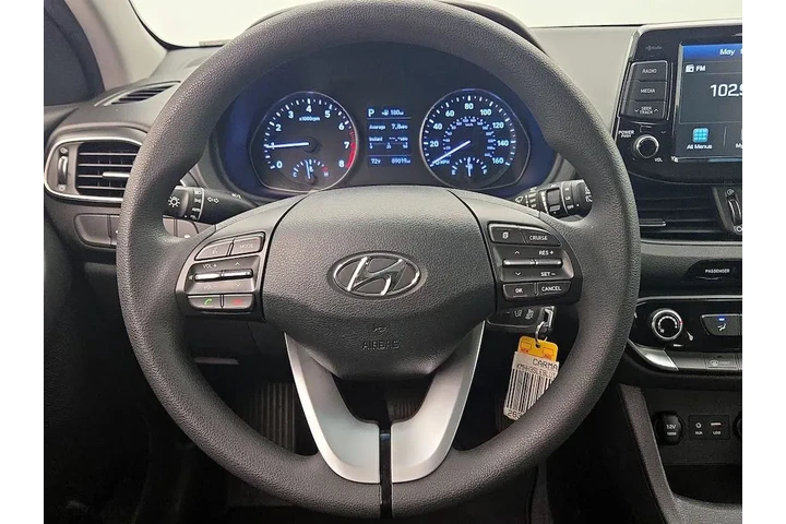 $13998 : Hyundai ELANTRA GT 2020 4dr image 10