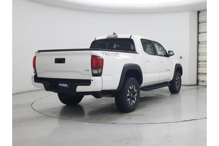 $36998 : Toyota Tacoma 2018 4x4 TRD P image 8