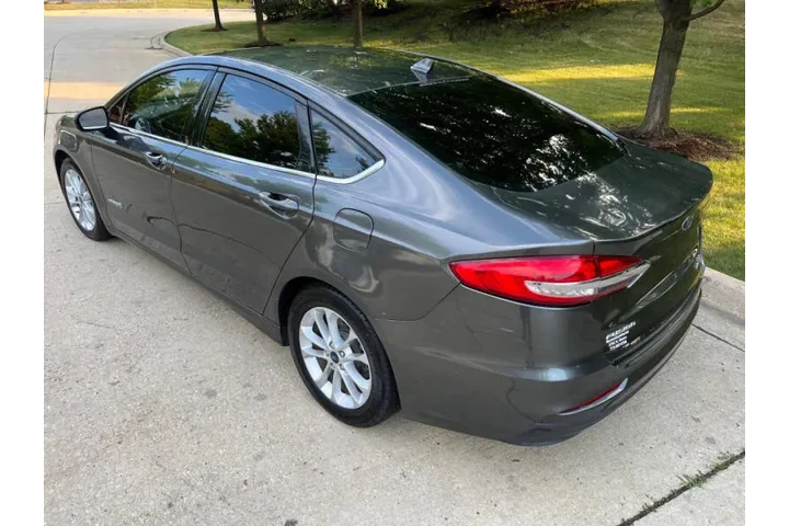 $11997 : 2019 Fusion Hybrid SE image 8