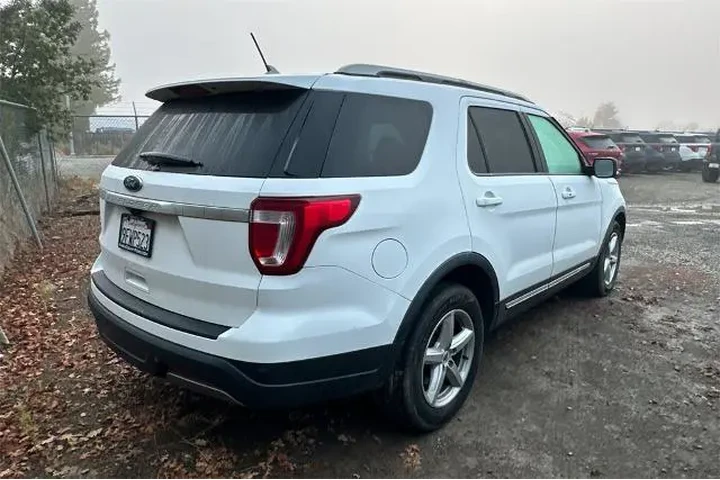 $19124 : Ford Explorer 2019 XLT 4dr S image 3