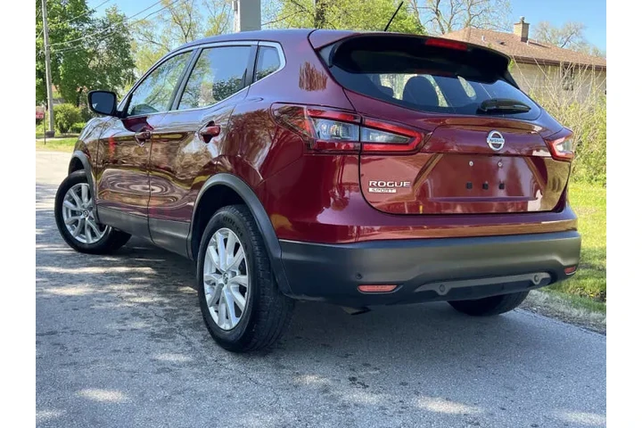 $12997 : 2021 Rogue Sport S image 5