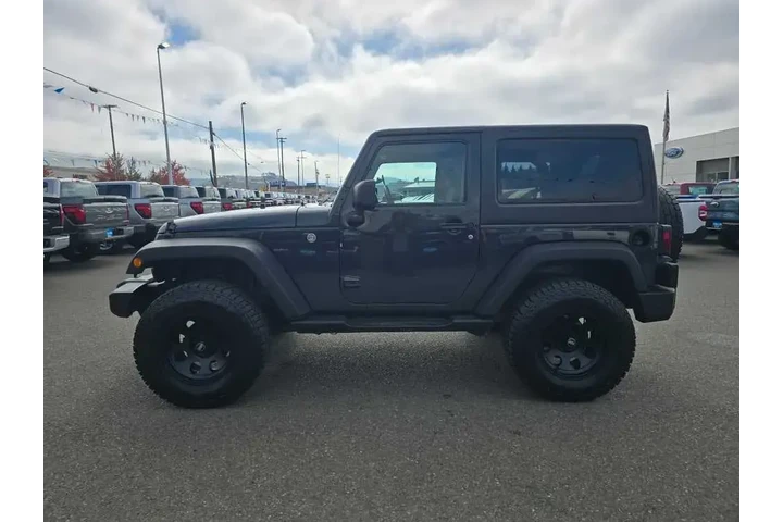 $21990 : Jeep Wrangler 2016 4x4 Sport image 2