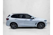 $30083 : BMW X5 2020 AWD xDrive40i 4d thumbnail