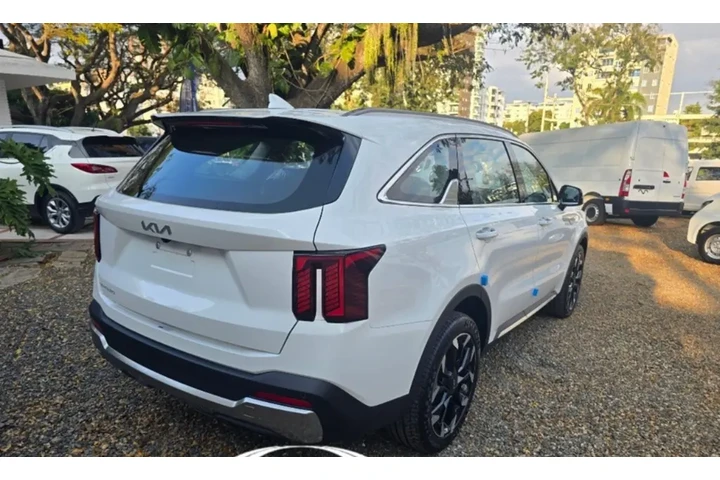 Black And White, only for Excl image 6