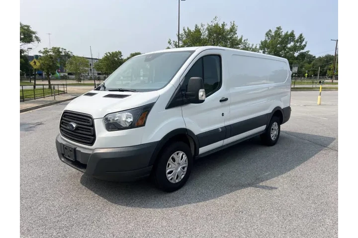 $17500 : 2018 Transit 250 image 3