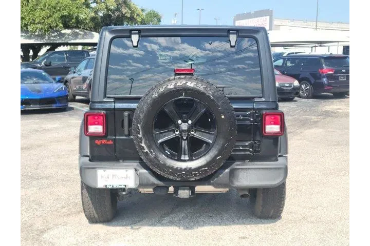 $27500 : Jeep Wrangler Unlimited 2021 image 4