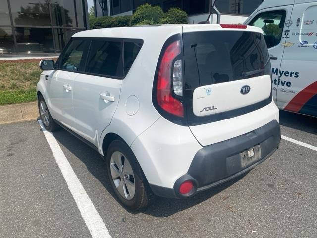 $8599 : PRE-OWNED 2016 KIA SOUL BASE image 4