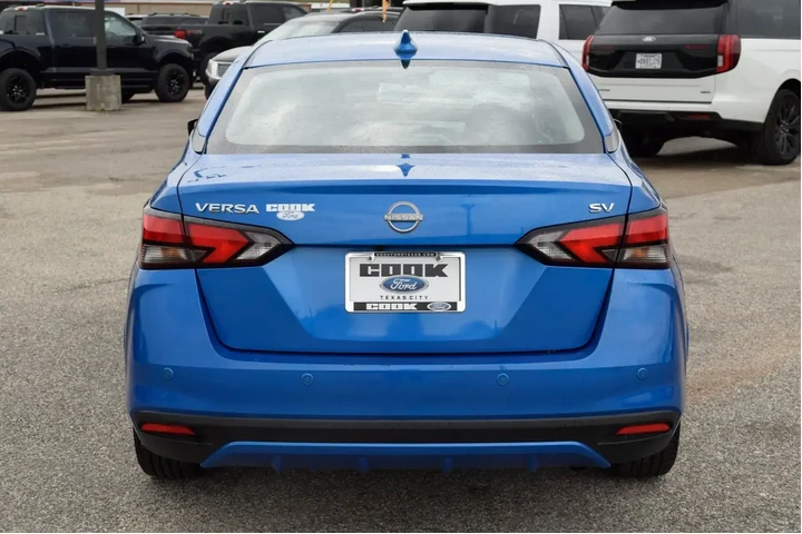 $15758 : Nissan Versa 2023 SV 4dr Sed image 9