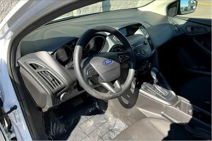 $11995 : Ford Focus 2018 S 4dr Sedan image 2