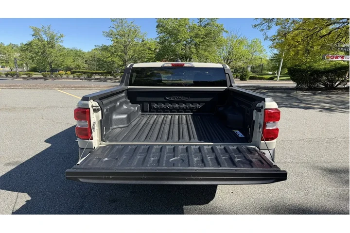 $31985 : Ford Maverick 2025 AWD XLT 4 image 6