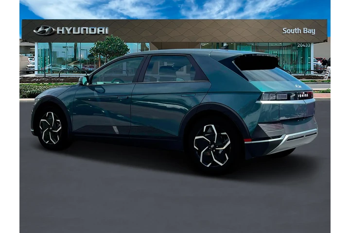 $24999 : Hyundai IONIQ 5 2024 SEL 4dr image 4