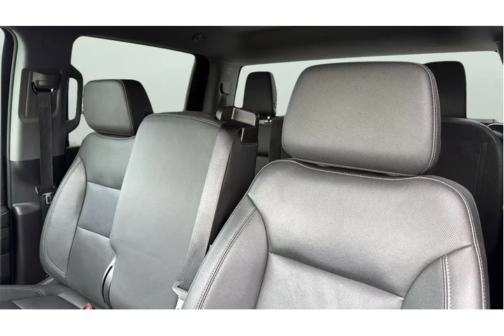 $39991 : GMC Sierra 1500 2025 4x2 SLT image 10