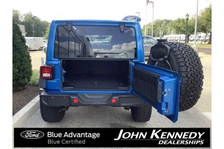 $38389 : Jeep Wrangler Unlimited 2022 image 9