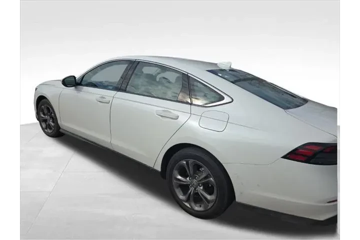 $24999 : Honda Accord 2024 EX 4dr Sed image 4