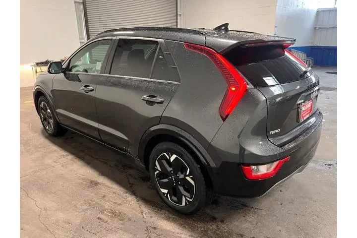 $17695 : Kia Niro EV 2023 Wind 4dr Cr image 5