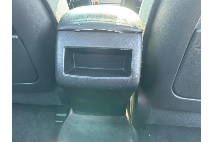 $15299 : 2011 Camry SE image 10