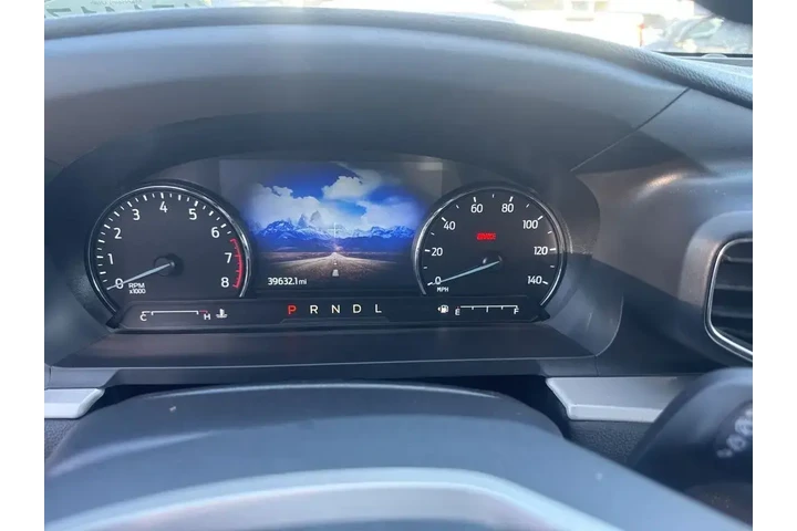 $30995 : Ford Explorer 2024 AWD XLT 4 image 10