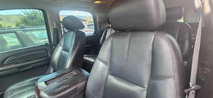 $8999 : 2007 GMC Yukon Denali image 7