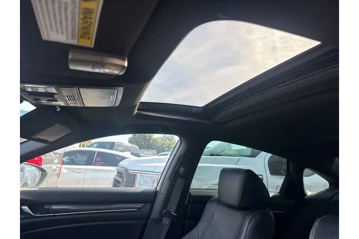 $22790 : Honda Accord 2019 Sport 4dr image 8