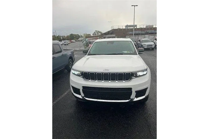 $25494 : Jeep Grand Cherokee L 2021 4 image 2