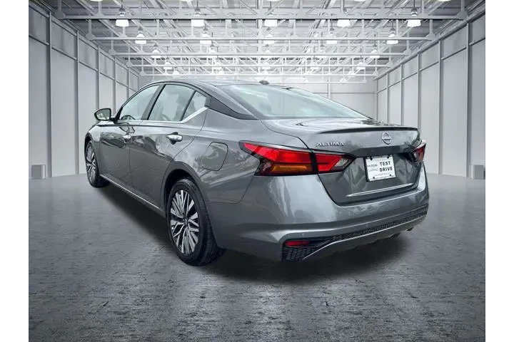 $22995 : Nissan Altima 2025 2.5 SV 4d image 5