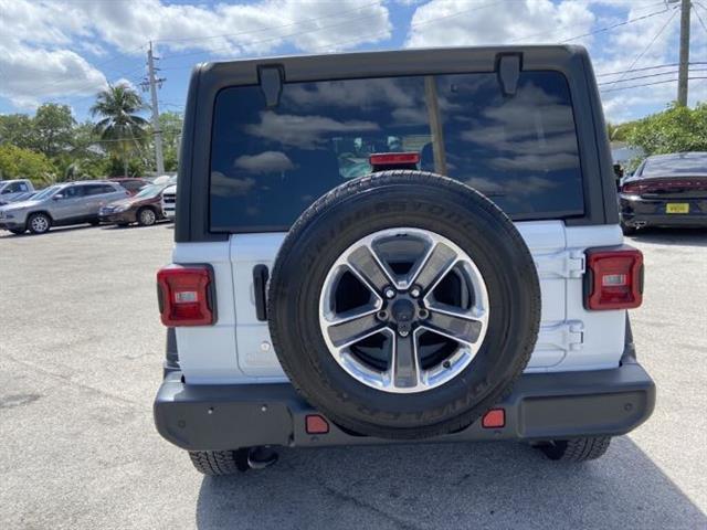 $12000 : Selling My 2020 Jeep Wrangler image 3