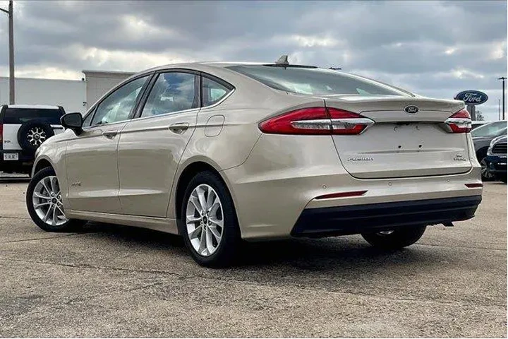 $17612 : Ford Fusion Hybrid 2019 SE 4 image 10