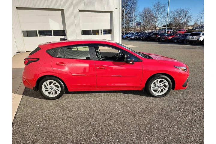 $23832 : Subaru Impreza 2025 AWD Base image 7