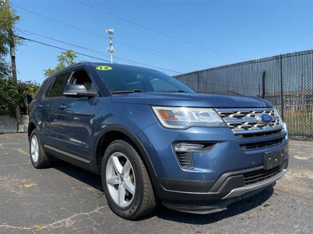 $12941 : 2018 Explorer XLT image 3