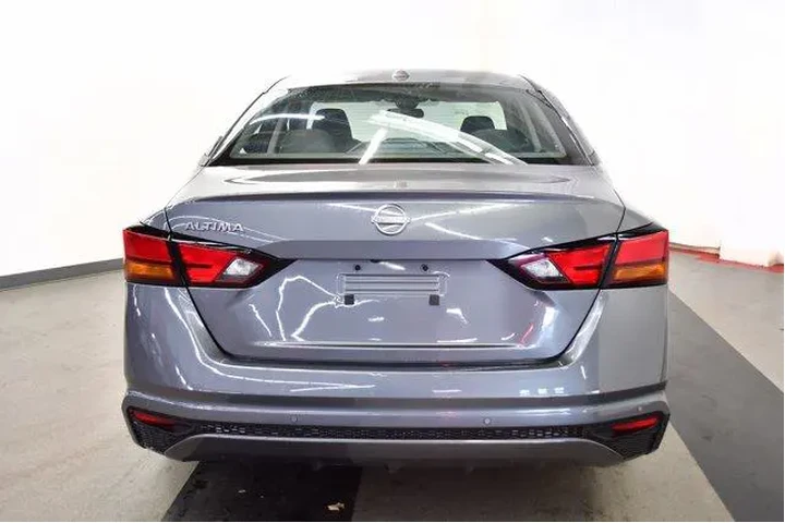 $21994 : Nissan Altima 2025 2.5 SV 4d image 6