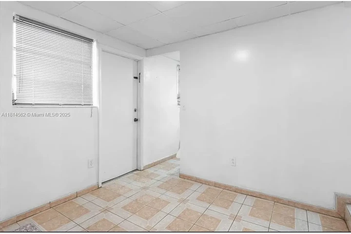 $1700 : apiladas. 2/2 Los Ángeles CA image 3